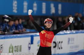 瞬间发生