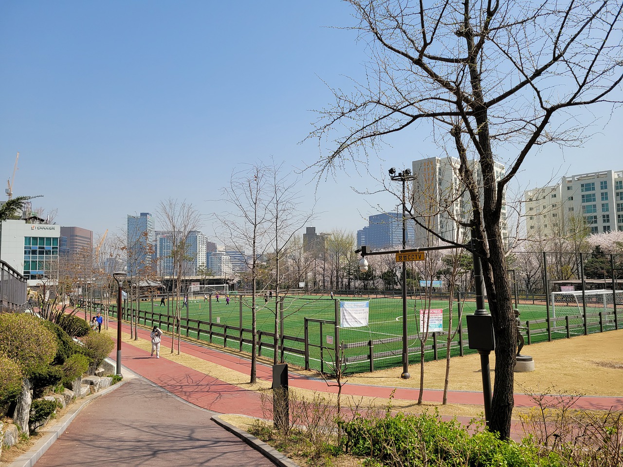 RB萊比錫創轉會紀錄簽下奧蓬達！.